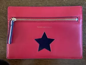 Tommy Hilfiger red magnetic pouch with star - Picture 1 of 8