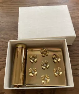 Vintage Paul Flato Compact Dogwood Blossom Gold Tone Mirror And Lipstick W/Case - Picture 1 of 12