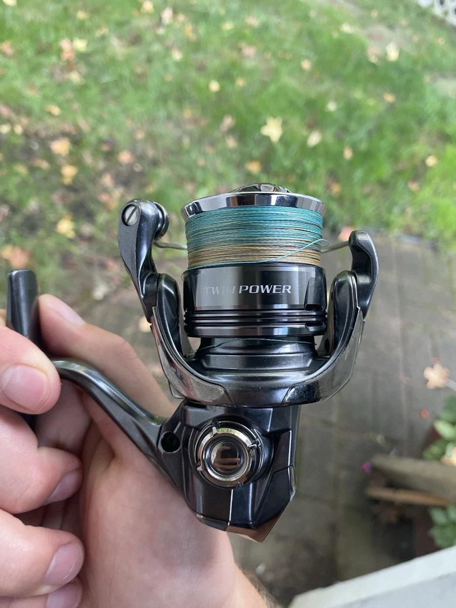 リール EXSENCE C14 C3000M & TWIN POWER 2500S リール EXSENCE C14 C3000M & TWIN POWER 2500S リール EXSENCE C14