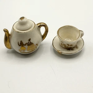 Lote de platillos taza de té de cerámica miniatura vintage sin marca para casa de muñecas Gold Em - Imagen 1 de 5