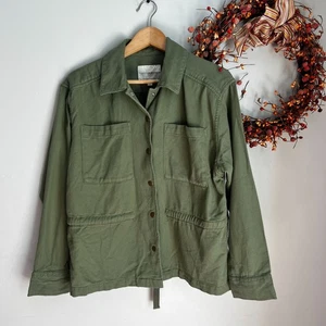 Chaqueta utilitaria Lucky Brand para mujer con botones a presión cuello extendido PEQUEÑA en verde - Imagen 1 de 10