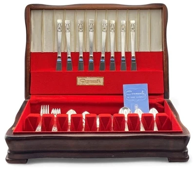 Oneida Community CORONATION Silverplate Flatware 53 Pcs Svc for 8, Extras, Chest - Image 1 of 4