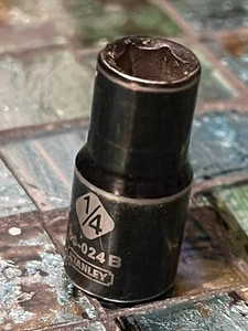 Stanley Black chrome 1/4" Reg socket 1/4" Drive - Picture 1 of 5