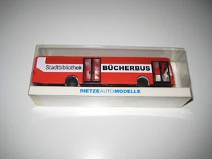 Rietze H0 62503 - Autobús Mercedes O 530 "Stadtbibliothek Bücherbus" - Imagen 1 de 12