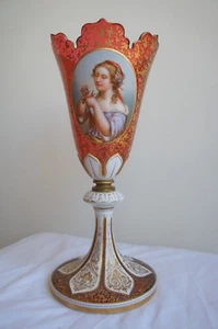 Beautiful 19th Century French Overlay Glass Vase - Picture 1 of 10