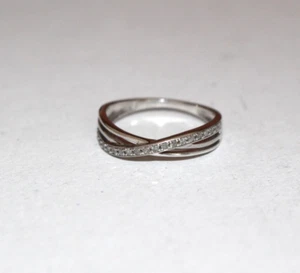 STERLING SILVER 925 TGGC Gems TV WHITE DIAMOND Crossover Design RING Size N - Picture 1 of 4