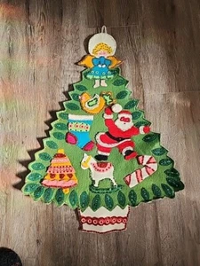 Vtg Bucilla Christmas Tree Wall Door Hanging Felt Sequins Large Santa Handmade - Picture 1 of 9