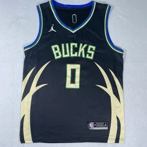Milwaukee Bucks Trikot Jordan Marke Swingman 0 Damian Lillard Gr. 50 NBA schwarz - Bild 1 von 8
