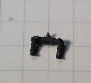 40k Astra Militarum ARMORY Bits Catachan Heavy Weapon Squad Gun Grips - Picture 1 of 2