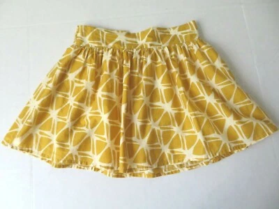 Twentyone 女式 M 码芥末黄色奶油色滑冰裙 — 第 1/4 张图片