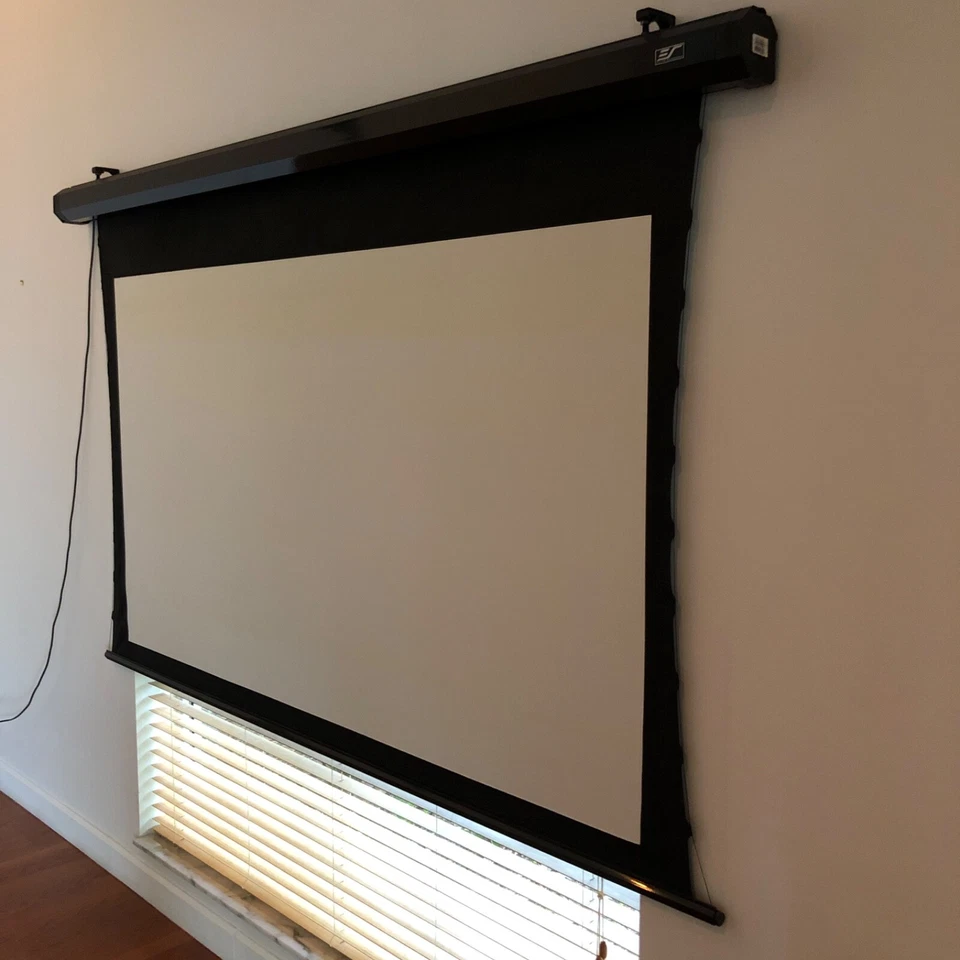 Elite Screens 84 英寸 16x9 Cintension 2 Tab Tensioned 高级电动屏幕 — 第 1/4 张图片
