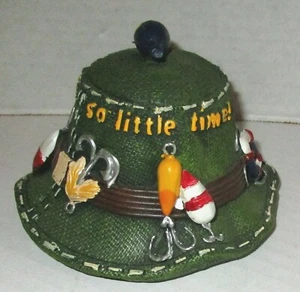 SOMBRERO DE PESCADOR Decoración de pesca~Señuelos a lo largo de la banda~Decoración rústica de cabaña - Imagen 1 de 2