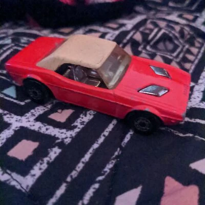 Dodge Challenger 1975 Matchbox Lesney Superfast #1 rojo con techo blanco interior metálico Foto 1 de 4
