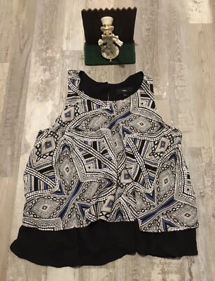 Blusa Mossimo para mujer M blanco y negro sin mangas desgaste mínimo Foto 1 de 4