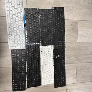 Faulty Keyboard Selling For Parts Only - Picture 1 of 17
