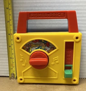 Vintage 1981 Fisher Price Wind-Up Music Box Toy Radio Plays Toyland Japan G4 - Picture 1 of 5