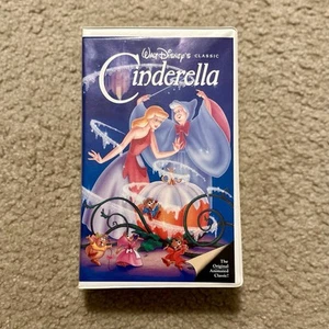 CINDERELLA Walt Disney Black Diamond Classics Clamshell VHS #410 - Picture 1 of 3