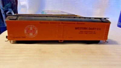 HO Scale Athearn 50' Express Reefer Box Car, Western Dairy Co., Orange, #708 - Image 1 of 4