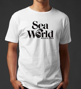 Classic Sea World-Ohio Theme Park Orca Killer Whale Vintage Tee - Picture 1 of 13