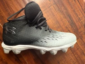 Under Armour Black and White Boys Size 6.5Y Football Cleats. - Picture 1 of 4