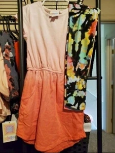 Lularoe Kids Outfit. Size 4 Mae Good Condition. L/XL Leggings Brand New  - Picture 1 of 1