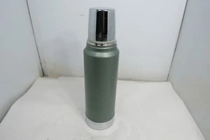 Vintage Stanley Aladdin A944C Vacuum Bottle Quart Green Metal Thermos Drink Cup - Picture 1 of 5