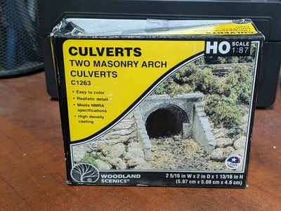 Woodland Scenics - Escala HO - #C1263 - (2) Culverts de arco de alvenaria - NOS - Imagem 1 de 4