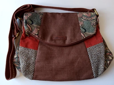 Bolso Bandolera Sakroots Patchwork Otoño Algodón y Cordoruy Usado en Excelente Condición Foto 1 de 4