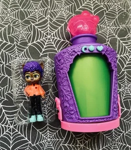 Monster High Mystery Potions Serie 3 Mini Muñeca 3" Figura Clawdeen Wolf - Imagen 1 de 4