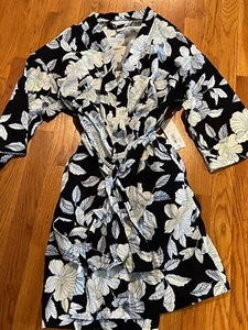 New Liz Claiborne Dragonfruit Navy Gauzy Floral Short Robe Sz Small - Picture 1 of 2