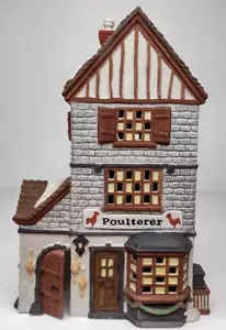 Dept 56 Heritage Village Dickens "Poulterer" #5926-9 con scatola originale - senza luce - Foto 1 di 10