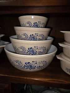 Vintage Pyrex Homestead 4 Piece Nesting Mixing Bowl Set #401-404 - Picture 1 of 1