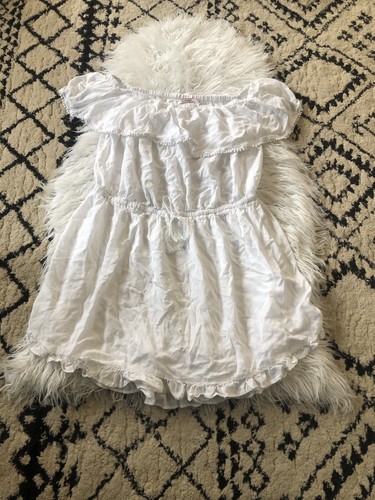 UNDERCOVER Victorias Secret Mini Abito Piccolo Bianco Abito da Sole Spalle Scollate Pom Bordo. C3
