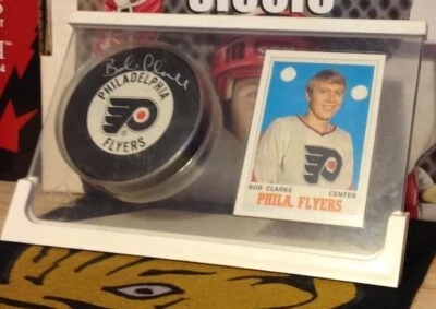 RARO DISCO AUTOGRAFIADO DE BOBBY CLARKE HOF Y EXHIBICIÓN DE TARJETAS OPC 1990 ¡COMO NUEVO!!! Foto 1 de 2