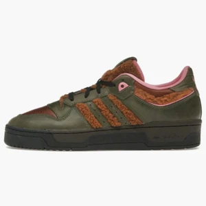 adidas Rivalry 86 Low The Simpsons Werewolf Flanders SKU: IF7190 Gr. 44.5 - Bild 1 von 1