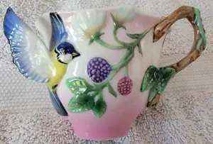 Franz Porcelain Blue Bird And  Berry Cup Bluejay FZ00038 ~ New - Picture 1 of 2