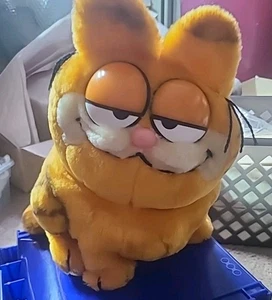 Garfield Vintage großes 10 Zoll sitzendes Plüschtier Dakin 1981 - Bild 1 von 9
