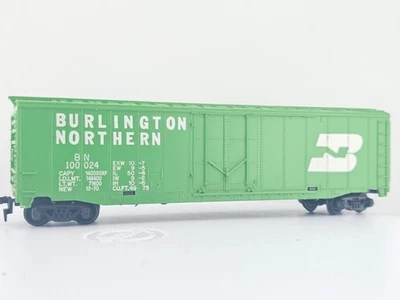 *READ HO Scale Tyco Burlington Northern Box Car BN 100024 Model Train Car - Image 1 of 4