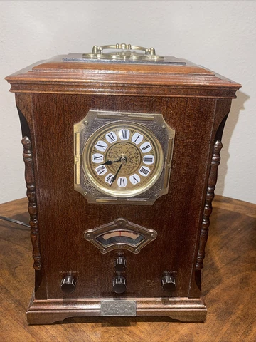 Vintage Thomas Collectors Edition Clock Radio Model 512 American Series Cassette Cover
