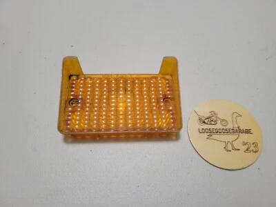 70-72 雪佛兰 Nova 前保险杠转向信号灯镜头 5963490 5962268 琥珀色 — 第 1/4 张图片