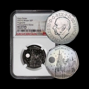 GREAT BRITAIN. 2023, 50 Pence - NGC MS69 - Top Pop 🥇 Harry Potter, Hogwarts 055 - Picture 1 of 7