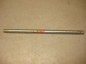 PENTON 175 250 400 KTM 1970'S OFFSET LOWER MOTOR MOUNT BOLT NOS VINTAGE AHRMA - Picture 1 of 4