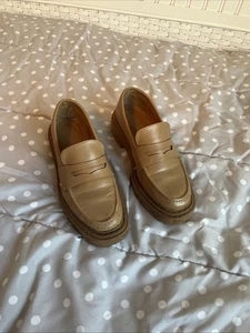 American Eagle Size 7 NEW Womens Brown penny Loafer Flat - Picture 1 of 6