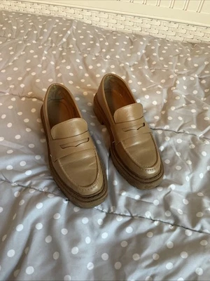 American Eagle Size 7 NEW Womens Brown penny Loafer Flat - Image 1 of 4