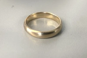 Vtg Men's 14K Gold Wedding Band SZ 9 - 5 Grams - Picture 1 of 9