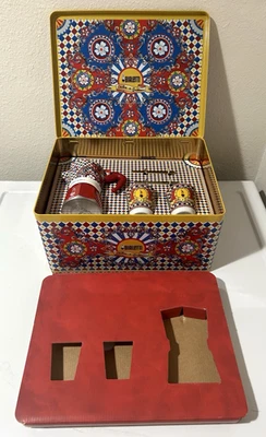 Conjunto Moka Bialetti Dolce & Gabbana 2 xícaras com xícaras – Luxo italiano - Imagem 1 de 4