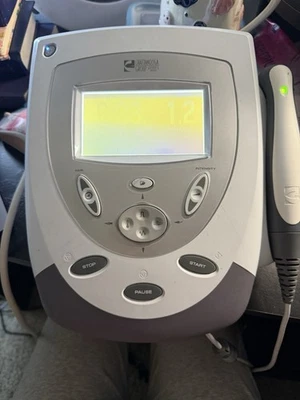 Chattanooga Intelect 2782 - Unidad de terapia de ultrasonido (equipo PT profesional) Foto 1 de 4