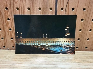 Vintage The Holy Ka'ba At Night Mecca Mosque Saudi Arabia Postcard Printed Italy - Picture 1 of 3