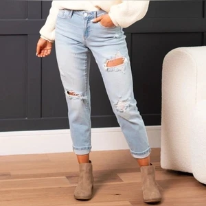 Judy Blue Boyfriend Fit Jeans Size 5/27 Distressed Light Wash Blue Denim - Picture 1 of 16