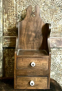 Primitive Farmhouse Bunny Ear Wood Hanging Wall Spice box w Vintage knobs Signed - Picture 1 of 9